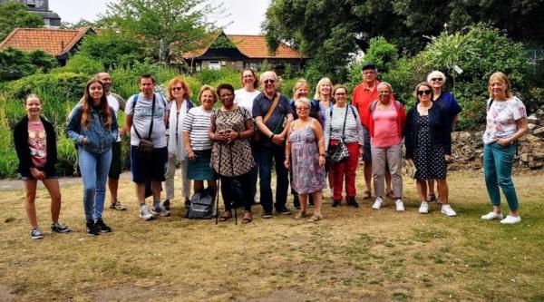 The group visit Kensington Gardens